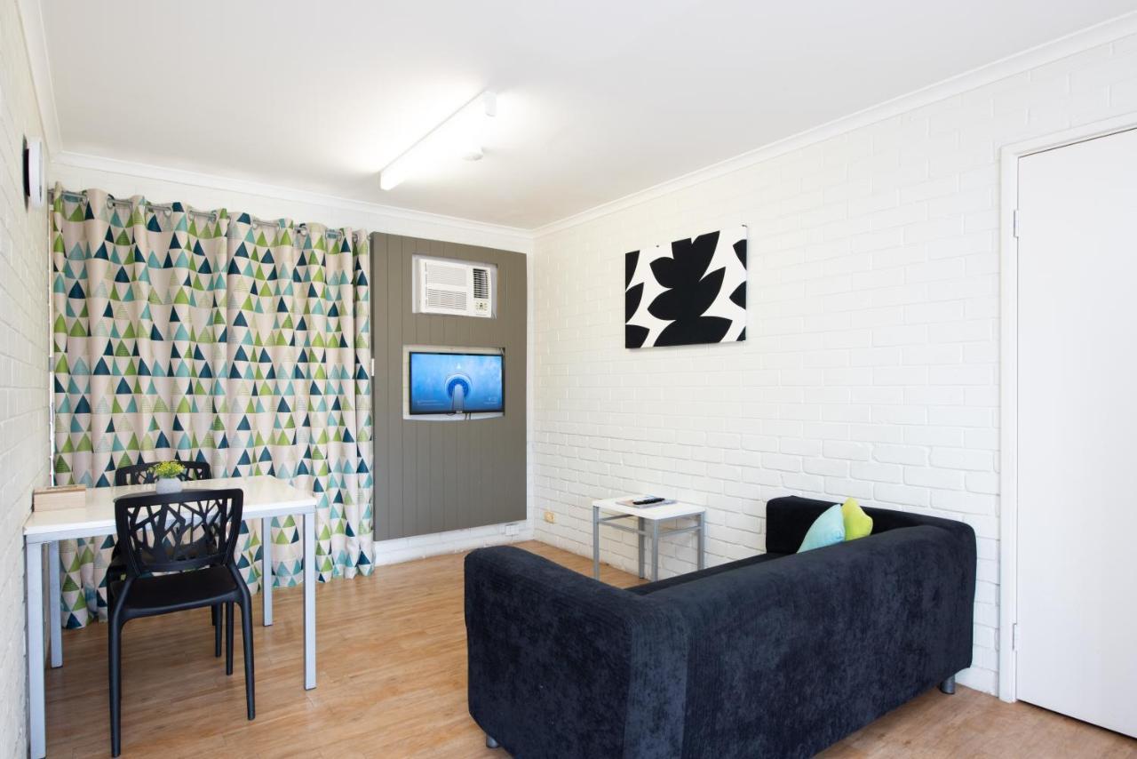 Geraldton'S Ocean West Holiday Units & Short Stay Accommodation Экстерьер фото